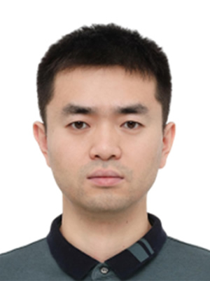  缪毅成，副总裁，工程师